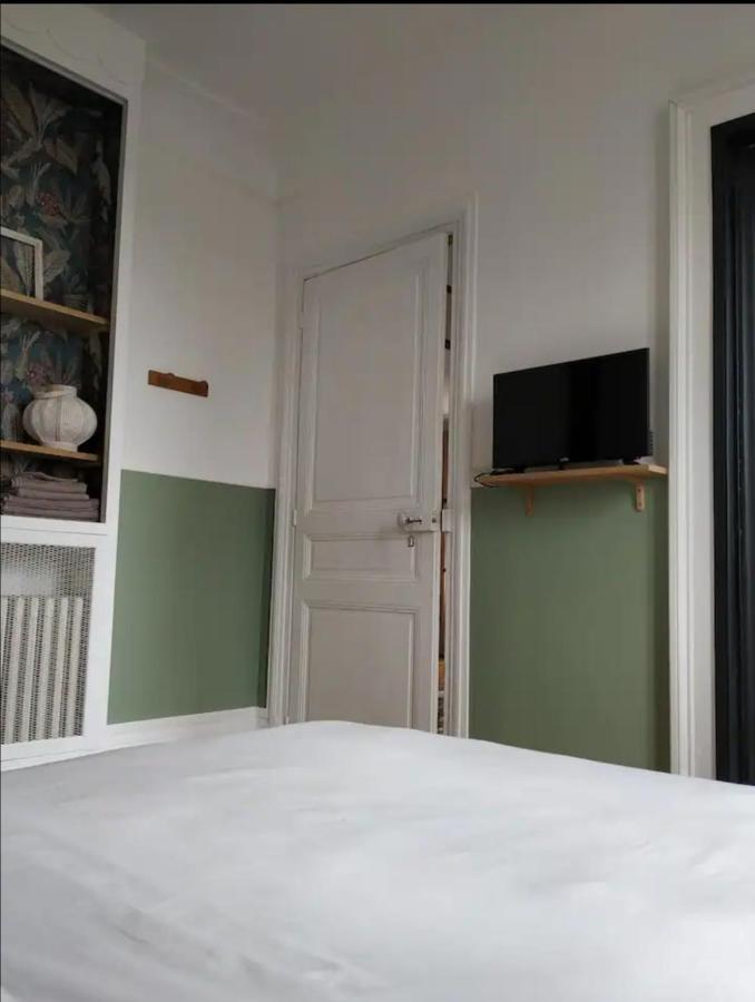 Bed and Breakfast Pavillon C.R Isles-sur-Suippe Екстер'єр фото